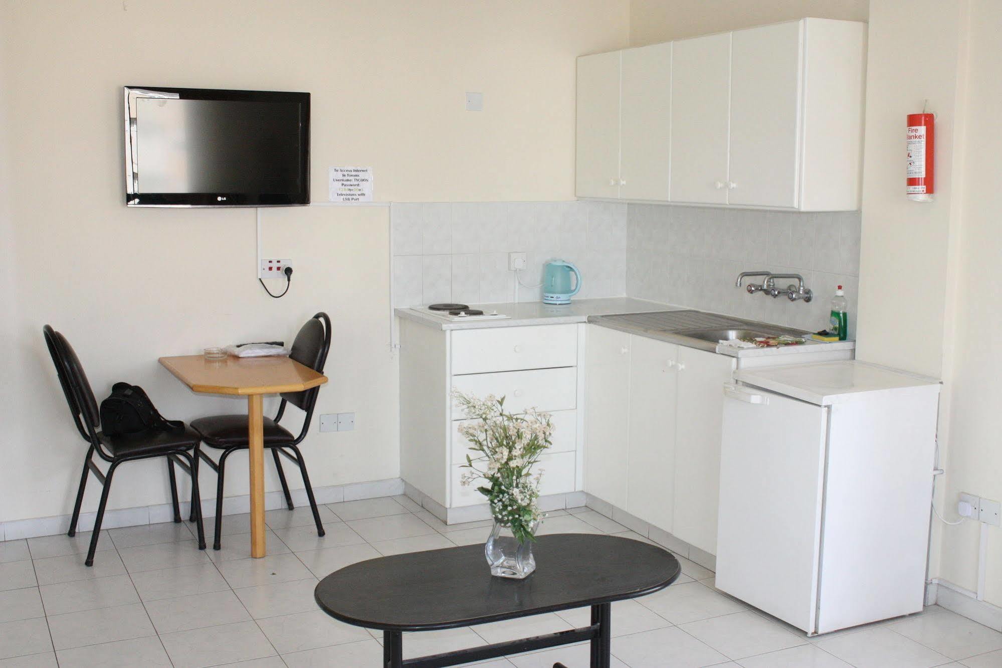 Tycoon Apartments Limasol Dış mekan fotoğraf